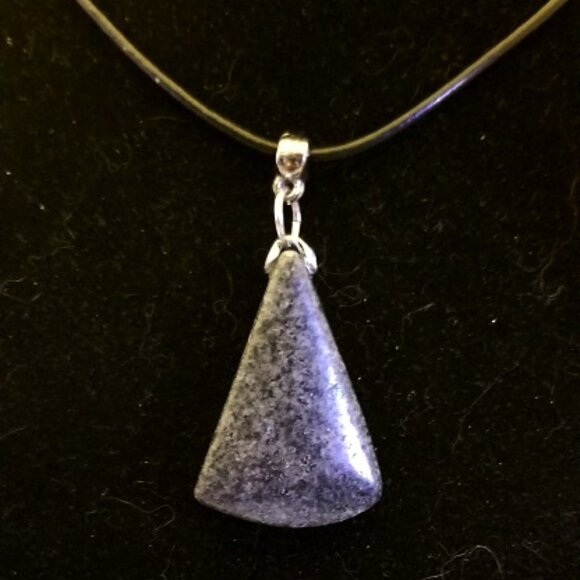 Handmade Jewelry - Amphibolite Necklace